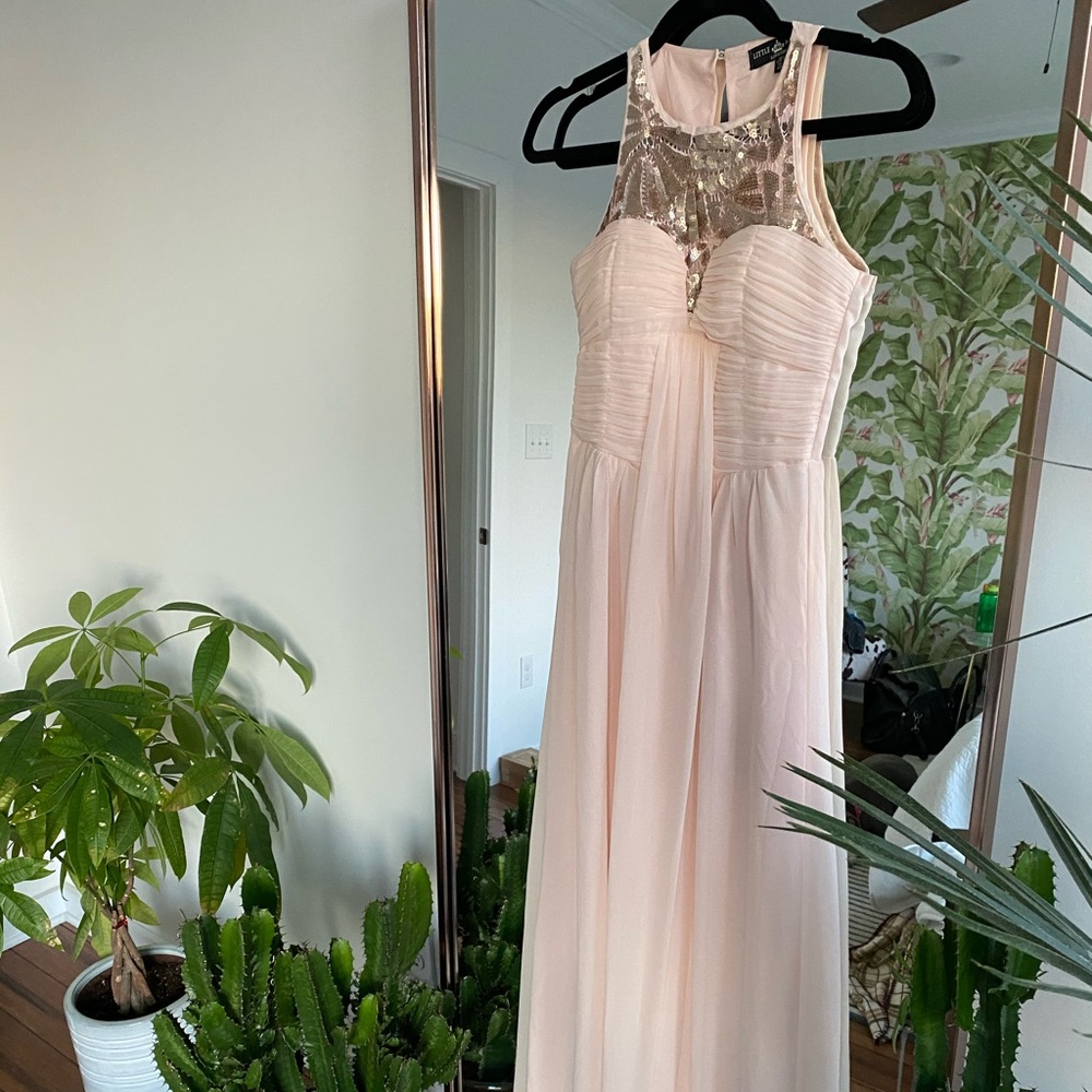 ASOS BLUSH PINK BALLGOWN - Picture 2 of 5